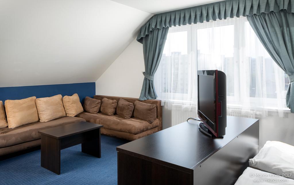 Garni Hotel Fellini Ziar nad Hronom Ngoại thất bức ảnh